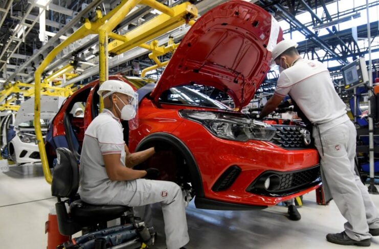 Pas de commercialisation de véhicules neufs sans usine d'assemblage en Algérie